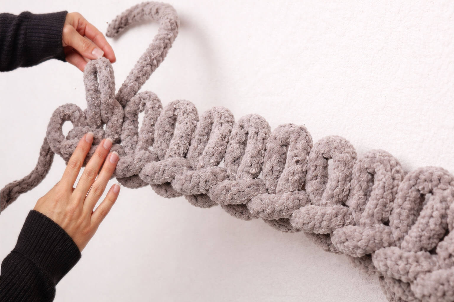 Wollbiene Chunky Handstrickwolle XXL ohne Nadeln